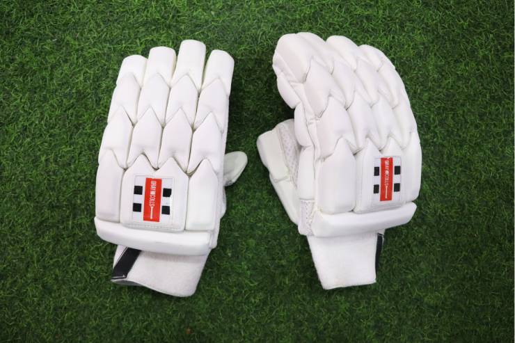 Gray-Nicolls Heritage GN8 Batting Gloves - Image 4