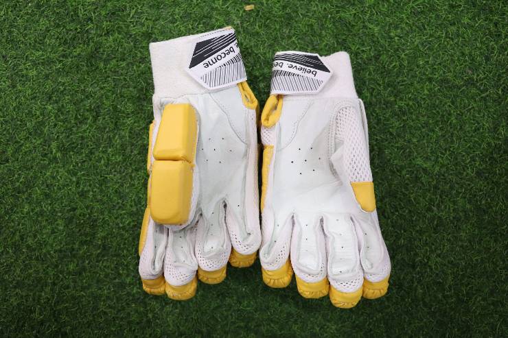 SG Pro T20 Edition Batting Gloves