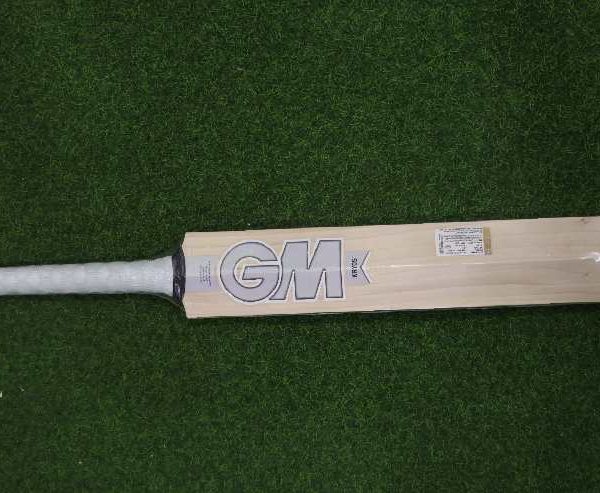 GM Kyros English Willow Cricket Bat