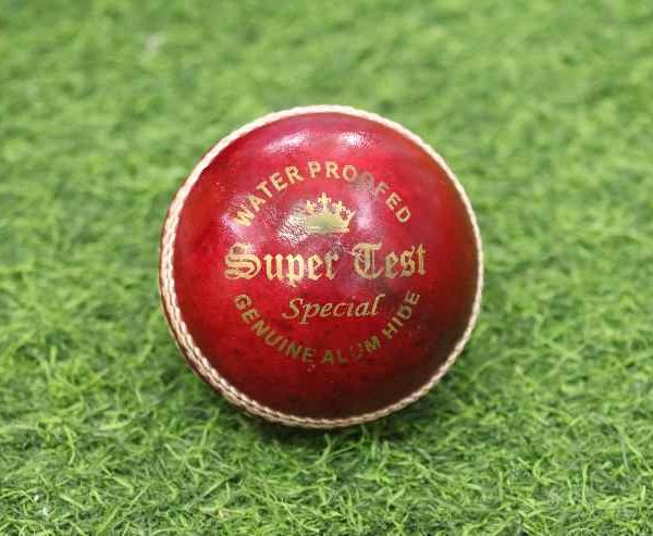 Drifts Super Test Red Leather Ball