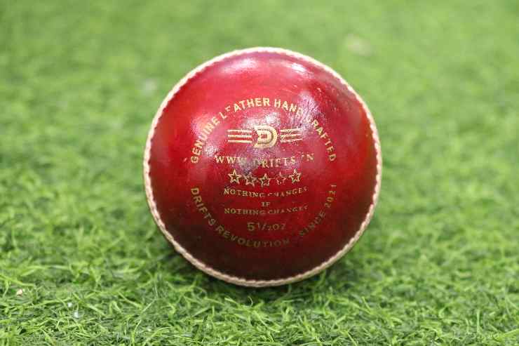 Drifts Test Red Leather Ball