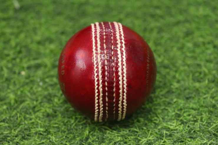 Drifts Super Test Red Leather Ball